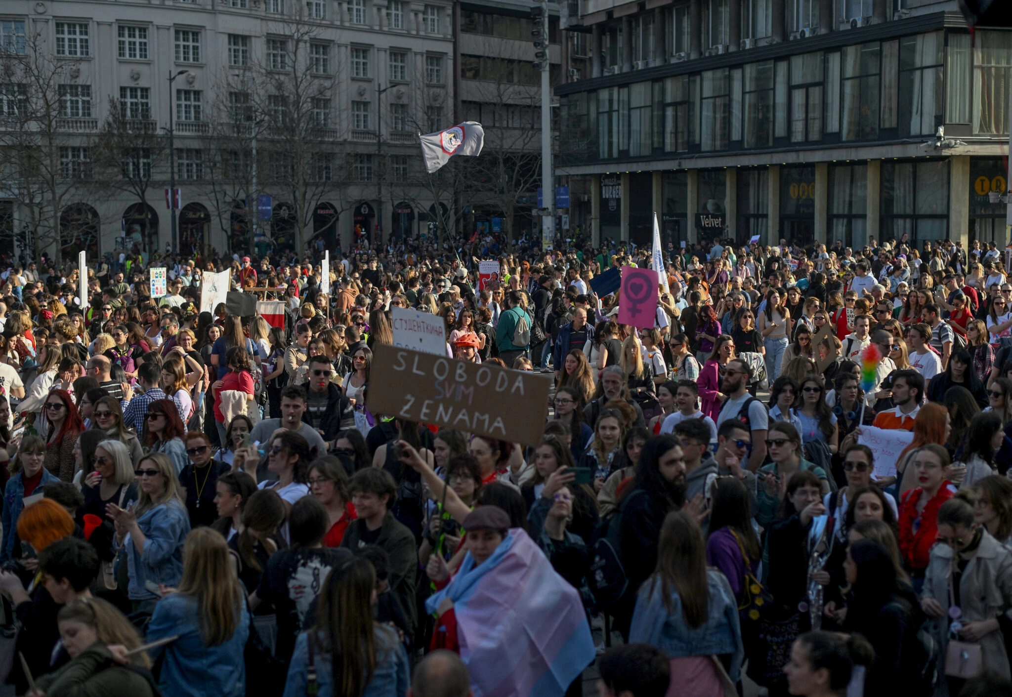 Srbija na nogama: Cijeli dan traju prosvjedi u Beogradu